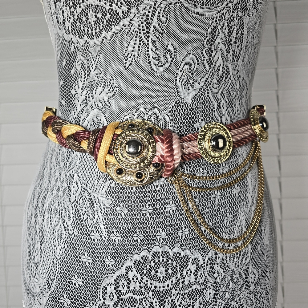 Braided Rope Belt With Adjustable Sizing - Picture 3 of 15